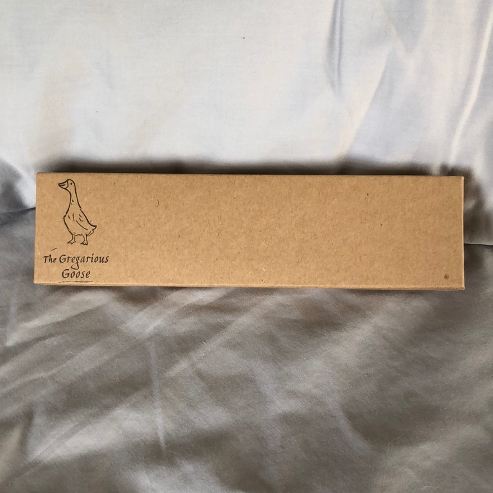 Kraft Necklace Jewelry Gift Box w/ Cushion Pad – 8” Long | The Gregarious Goose